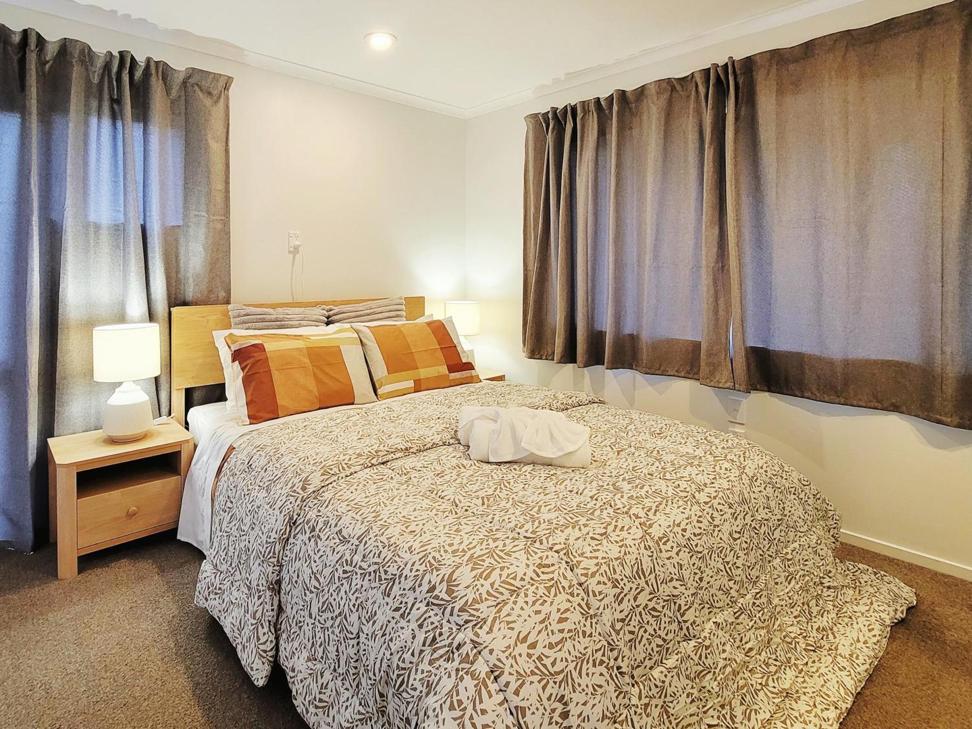 Sea View 5 Bedroom Holiday House Уангапараоа Екстериор снимка